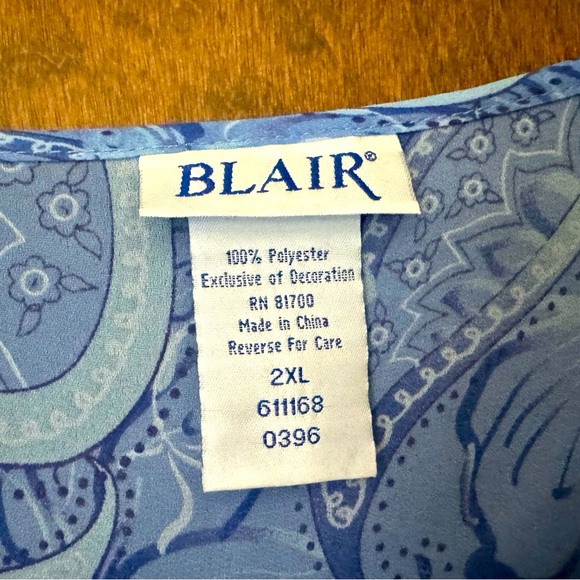 Beautiful detailed size 2XL BLAIR brand top! 🎉🤩 - Picture 2 of 7